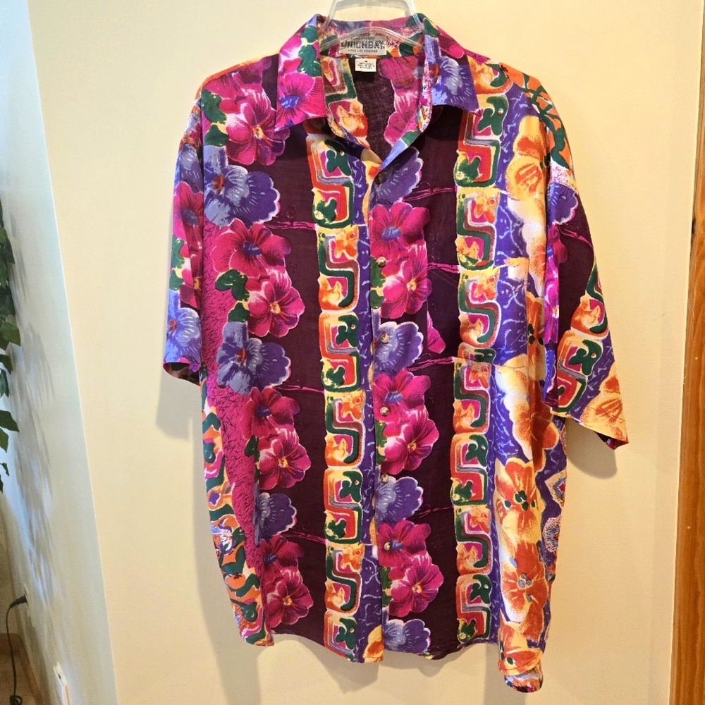 Vintage Unionbay Rayon Shirt – Medium – Bold Retro Print, Size Medium